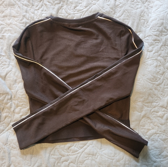 Puma crop top - Picture 3 of 3